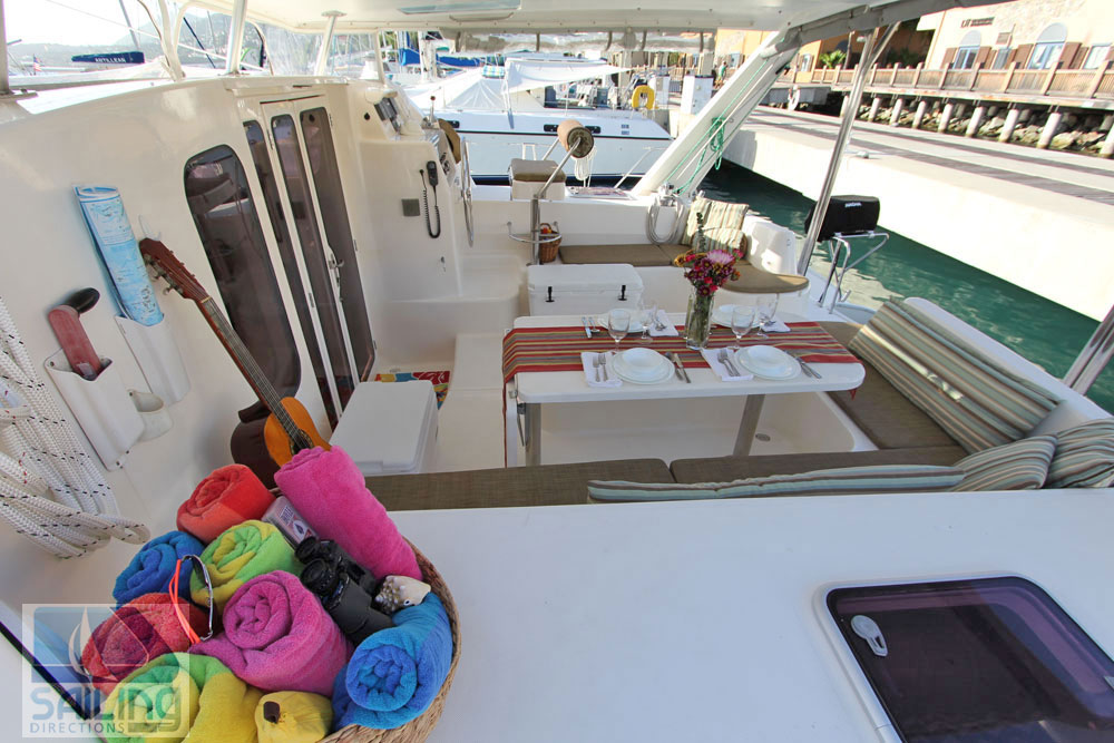 28 foot catamaran pisces