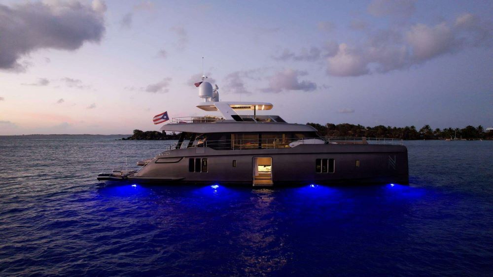 Nauti Nickel & T/T Ronin