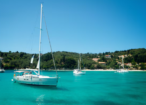 Why Travelers Choose Sailing Vacations Over Crowded Resorts